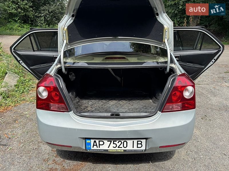 Седан Geely MK 2013 в Дніпрі