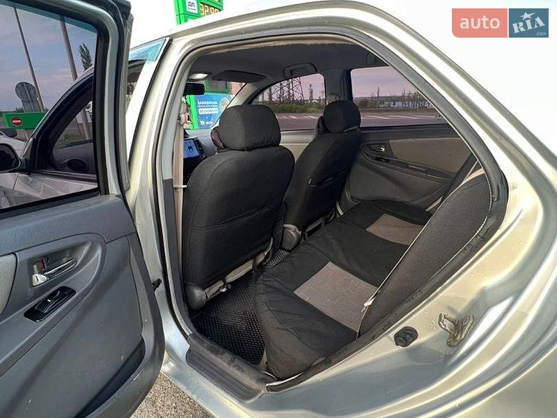 Седан Geely MK 2011 в Славутичі