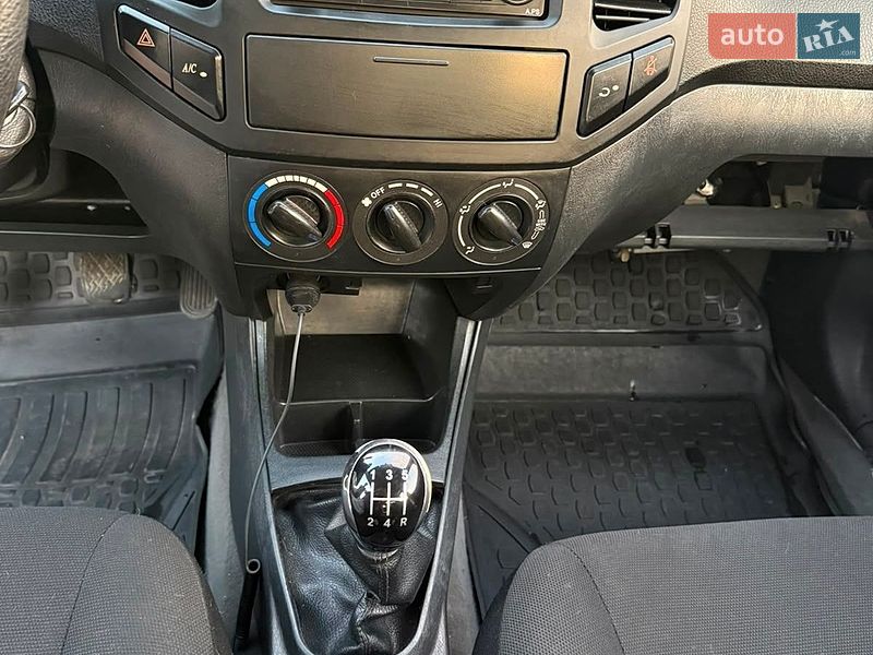 Седан Geely MK 2012 в Львове