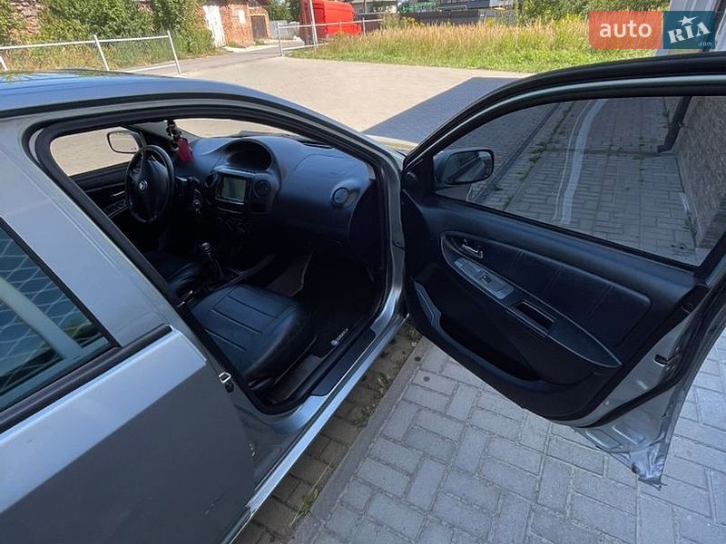 Седан Geely MK 2010 в Новояворовске