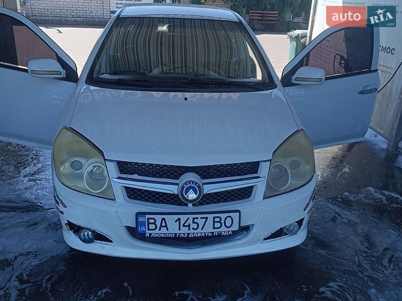 Седан Geely MK 2011 в Смілі