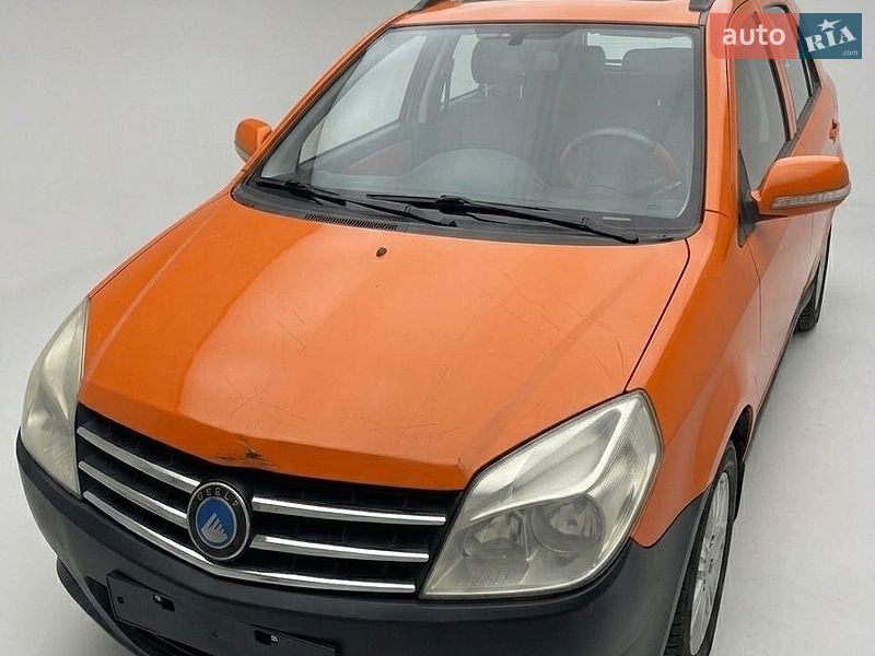 Седан Geely MK 2013 в Бучі