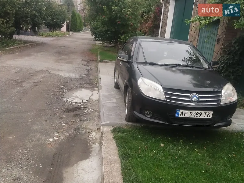 Geely MK