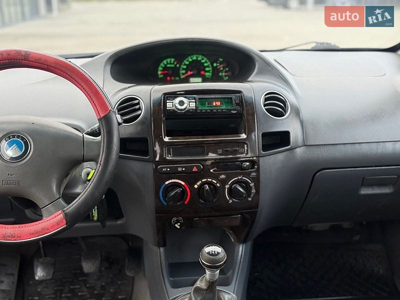 Седан Geely MK 2009 в Летичеве