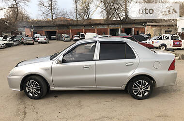 Седан Geely MR 2012 в 