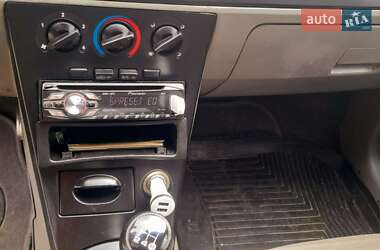 Седан Geely MR 2008 в Владимирце