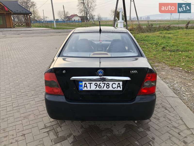 Седан Geely MR 2011 в Ивано-Франковске