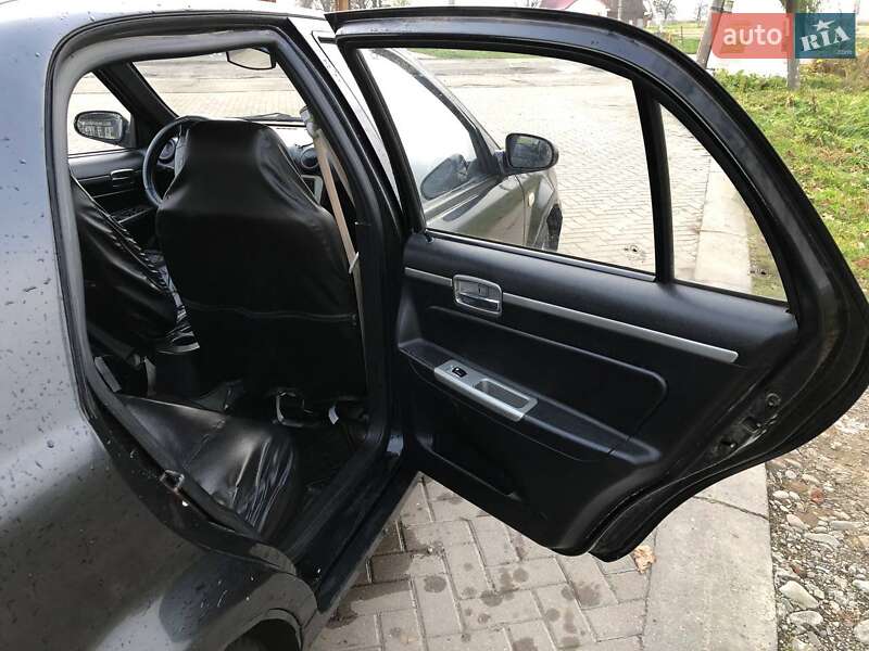 Седан Geely MR 2011 в Ивано-Франковске