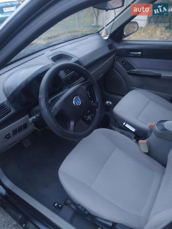 Седан Geely MR 2007 в Луцке