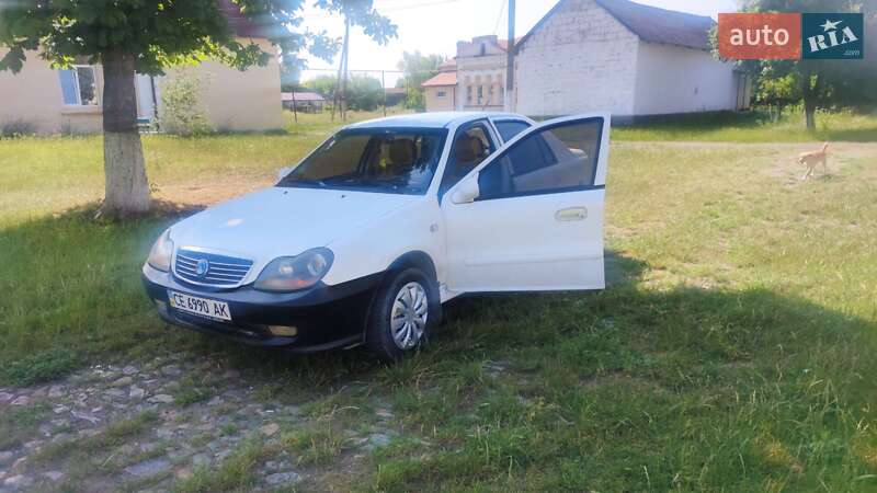 Седан Geely MR 2008 в Новоселиці