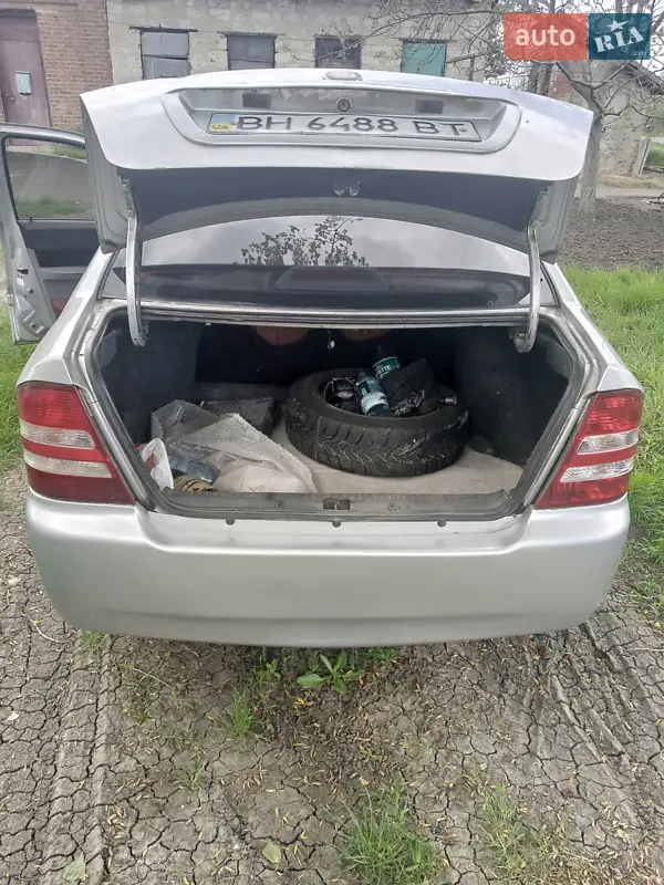 Хэтчбек Geely MR 2008 в 