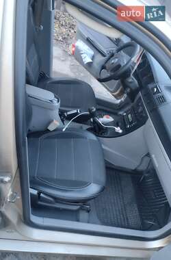 Хэтчбек Geely MR 2007 в 