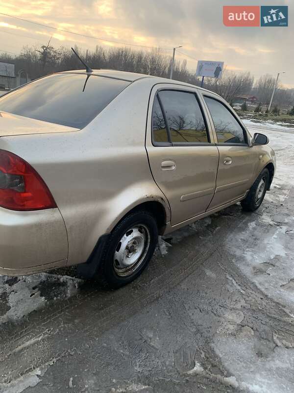 Хэтчбек Geely MR 2009 в Кропивницком