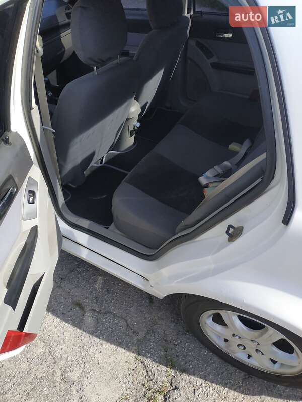 Хэтчбек Geely MR 2007 в Виннице
