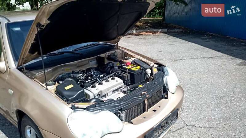 Хэтчбек Geely MR 2009 в Киеве