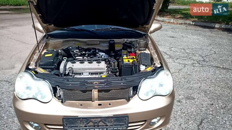Хэтчбек Geely MR 2009 в Киеве