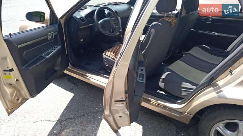 Хэтчбек Geely MR 2009 в Киеве