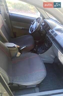 Хэтчбек Geely MR 2007 в 