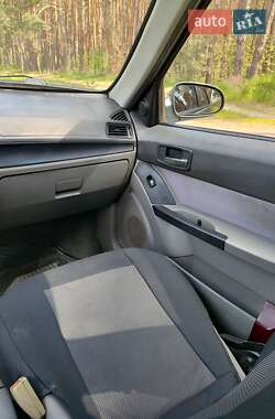 Хэтчбек Geely MR 2008 в 