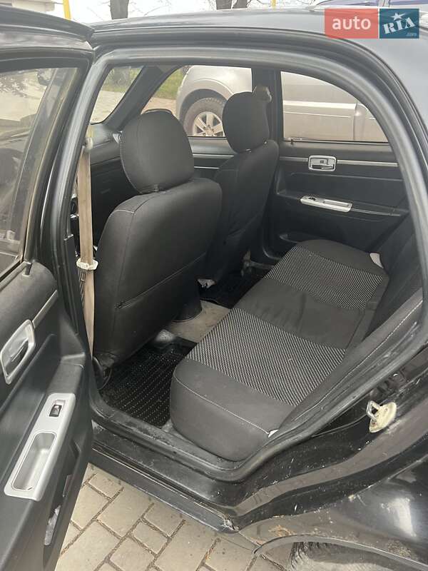 Хэтчбек Geely MR 2009 в Деражне