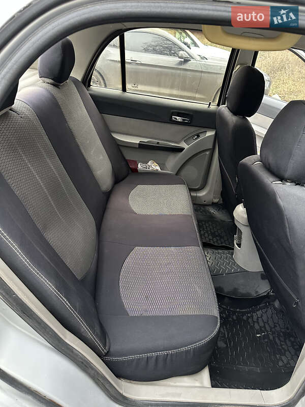 Хетчбек Geely MR 2007 в Дніпрі