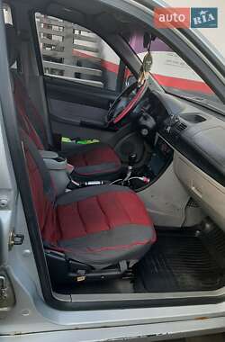 Седан Geely MR 2009 в 