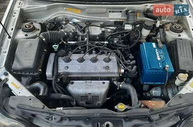 Седан Geely MR 2009 в 