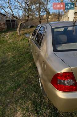 Седан Geely MR 2009 в 