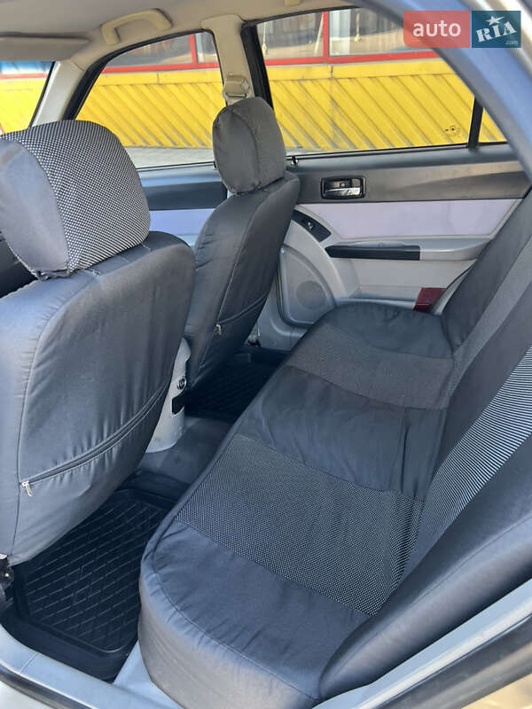 Хэтчбек Geely MR 2008 в Житомире фото 10 Хэтчбек Geely MR 2008 в Житомире