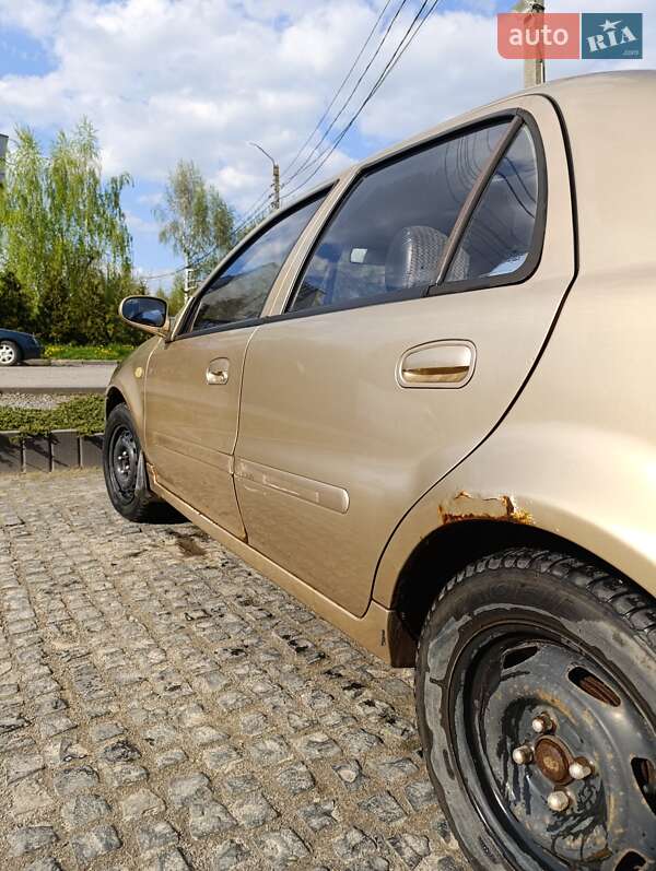 Хетчбек Geely MR 2008 в Львові