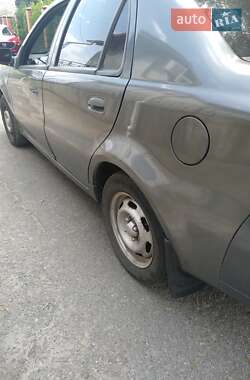 Седан Geely MR 2012 в 