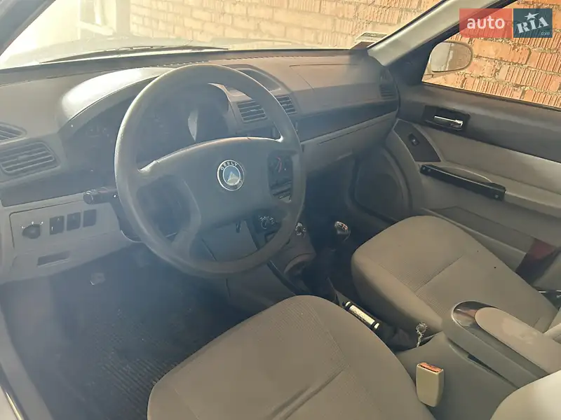 Хэтчбек Geely MR 2007 в 