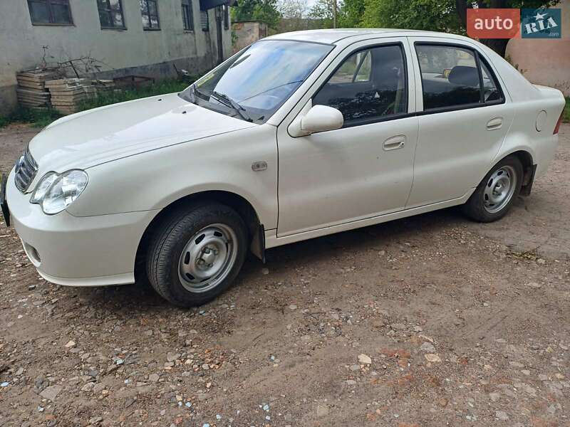 Седан Geely MR 2012 в Випасне фото Седан Geely MR 2012 в Випасне