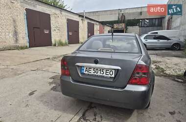 Хэтчбек Geely MR 2008 в 