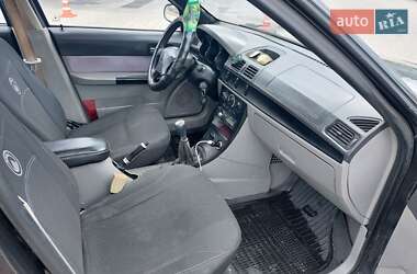 Хетчбек Geely MR 2007 в 