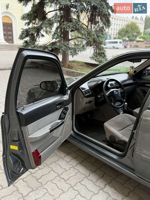 Хэтчбек Geely MR 2007 в Запорожье фото 3 Хэтчбек Geely MR 2007 в Запорожье