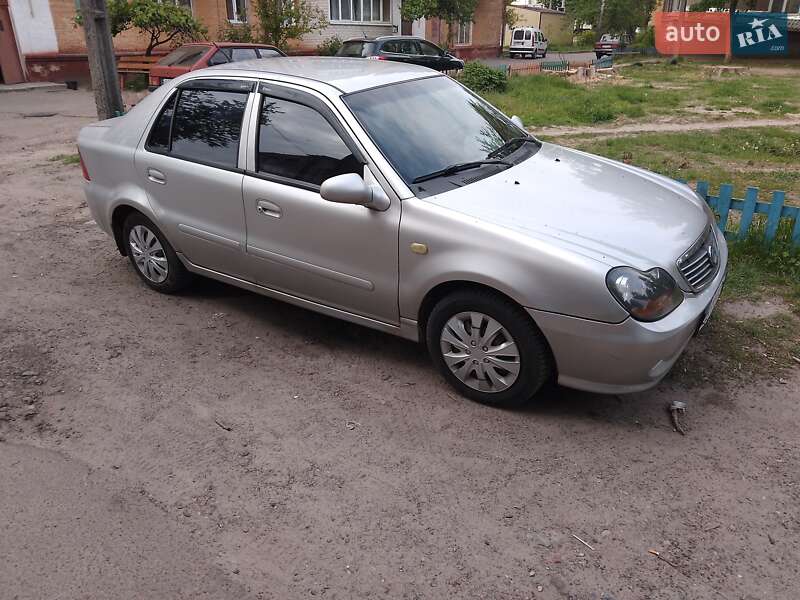 Хэтчбек Geely MR 2008 в Чернигове