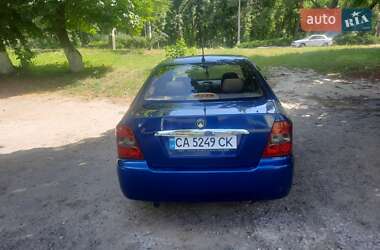 Хэтчбек Geely MR 2008 в 