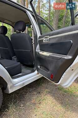 Седан Geely MR 2009 в 