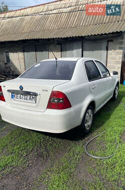 Хетчбек Geely MR 2009 в 