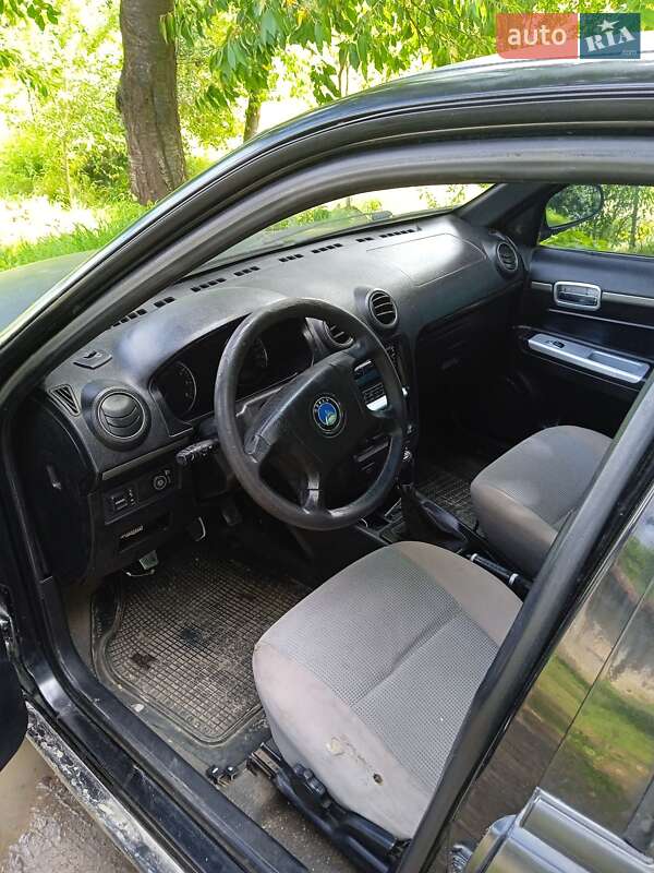 Хэтчбек Geely MR 2009 в Перечине