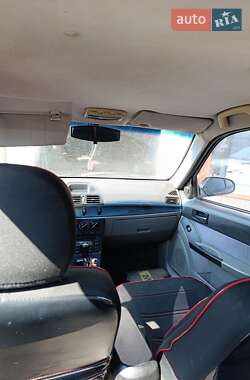 Хэтчбек Geely MR 2008 в 