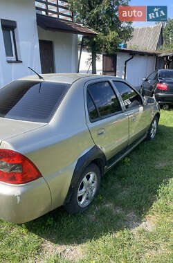 Хэтчбек Geely MR 2007 в 