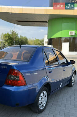 Хэтчбек Geely MR 2008 в 