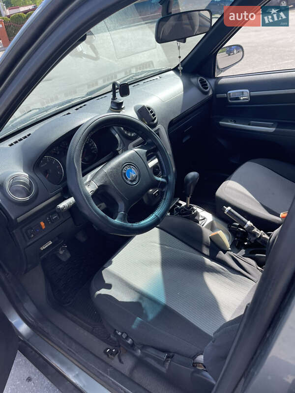 Хэтчбек Geely MR 2010 в Белой Церкви