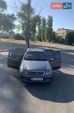 Хэтчбек Geely MR 2007 в 