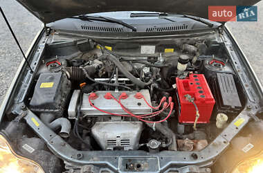 Хэтчбек Geely MR 2007 в 