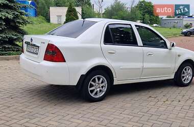 Хетчбек Geely MR 2009 в 