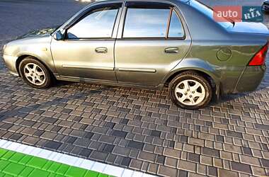 Хэтчбек Geely MR 2008 в 