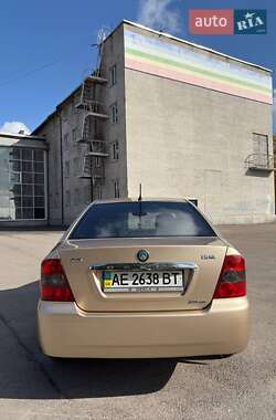 Хетчбек Geely MR 2007 в 